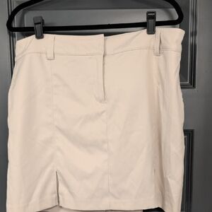 Izod Beige Golf Skirt